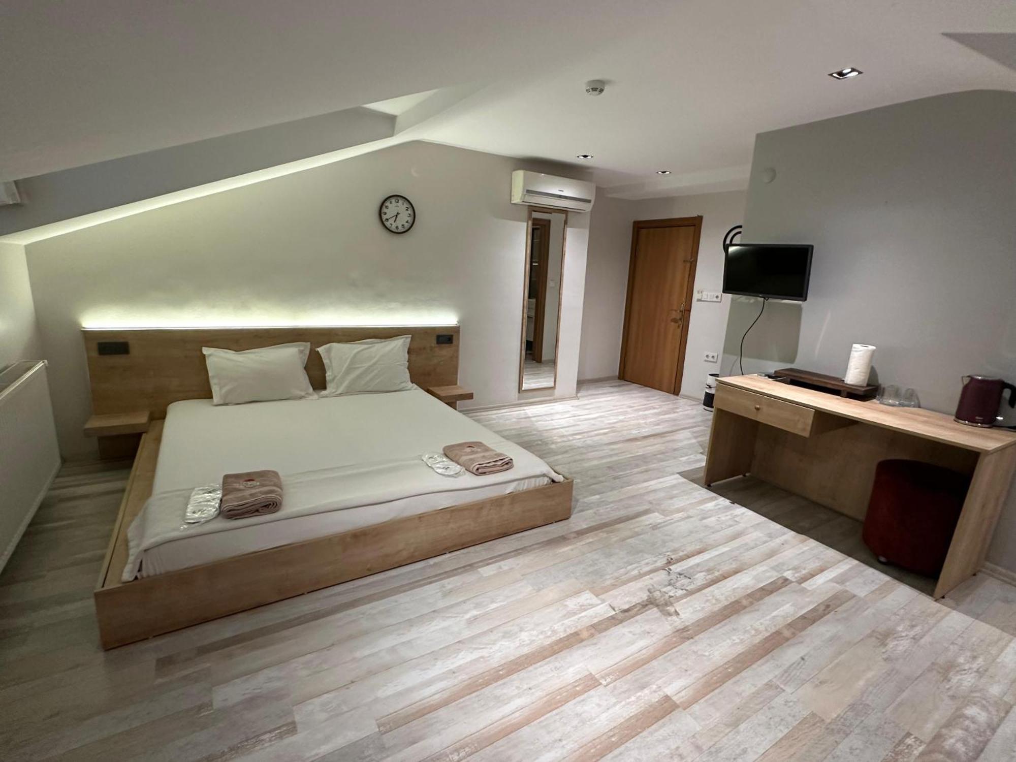 Hotel Social House Mil Estambul Exterior foto